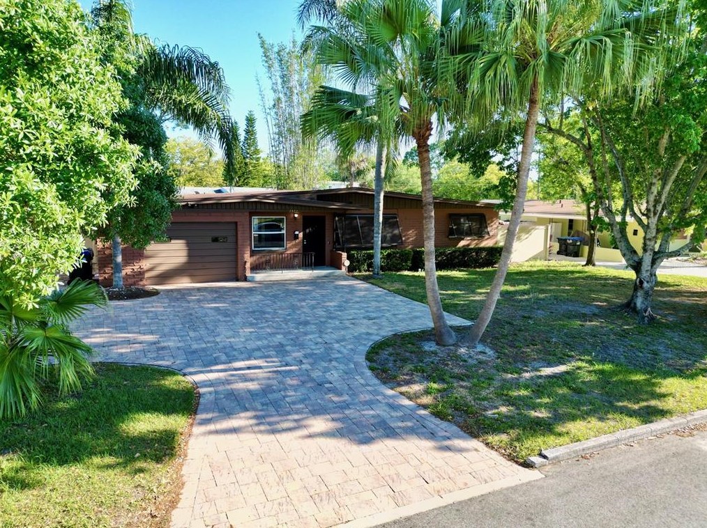 2877 Euston Rd, Winter Park, FL 32789