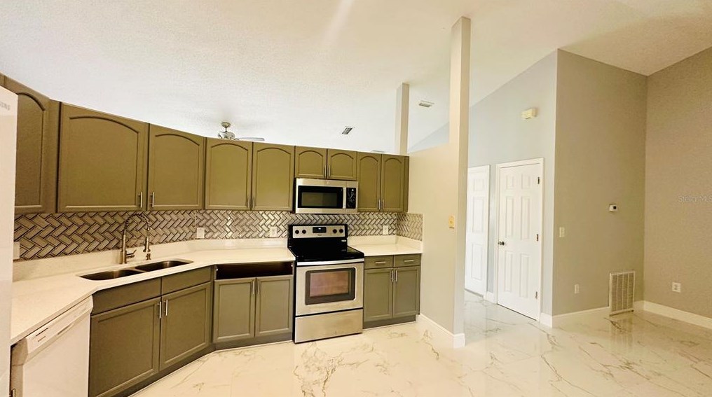 2754 Carmel Ct, Kissimmee, FL 34746