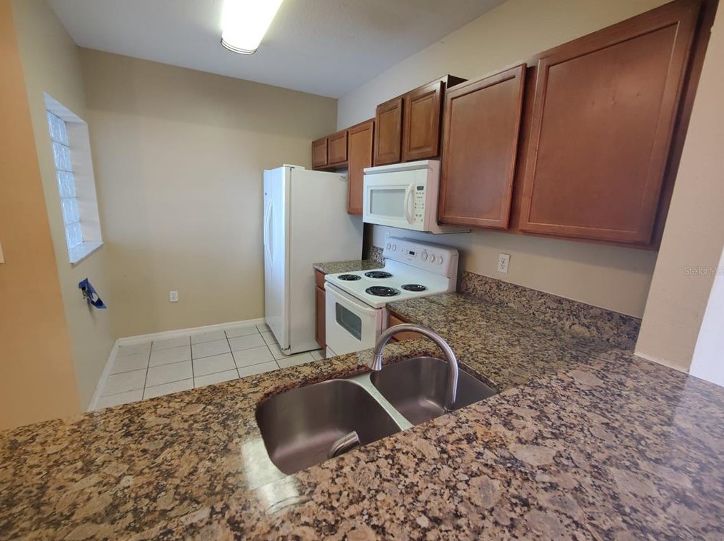 9507 Newdale Way #202, Riverview, FL 33578