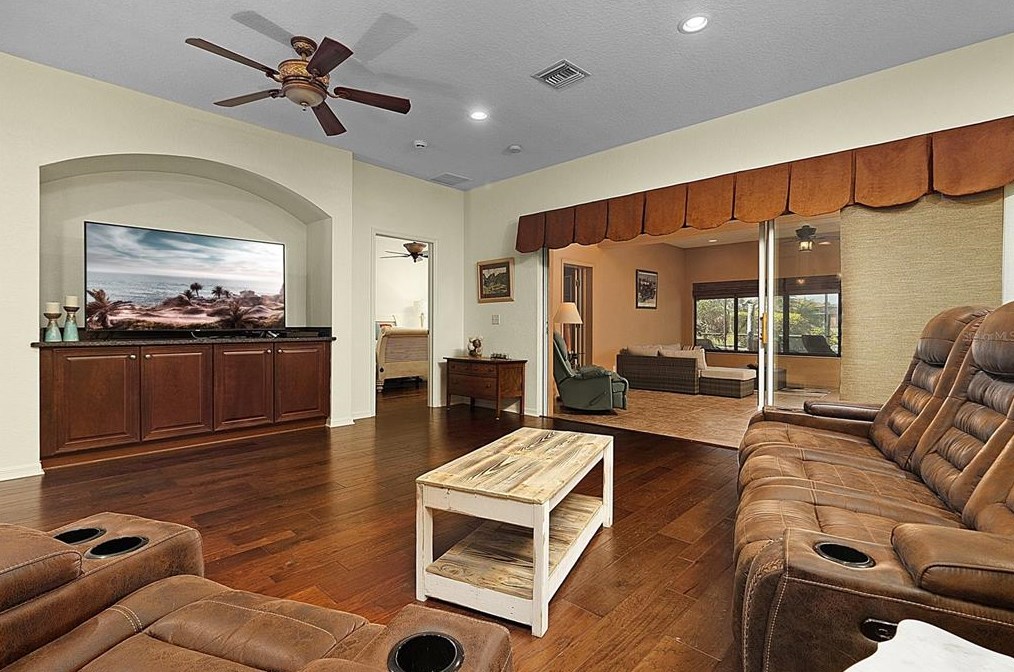 4184 Dunmore Dr, Lake Wales FL  33859-5742 exterior