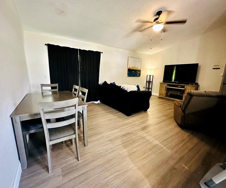 3356 Ronald St, Deltona FL  32738-9408 exterior