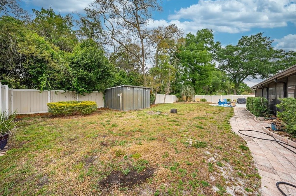 1434 Paula Dr, Apopka FL  32703-7423 exterior