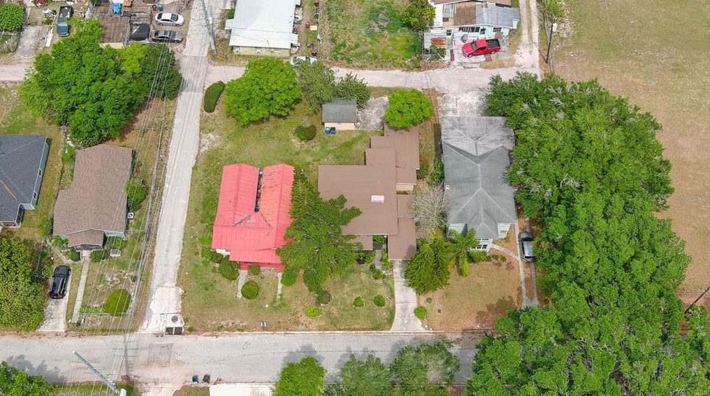618 Booker Ave, Lake Wales, FL 33853