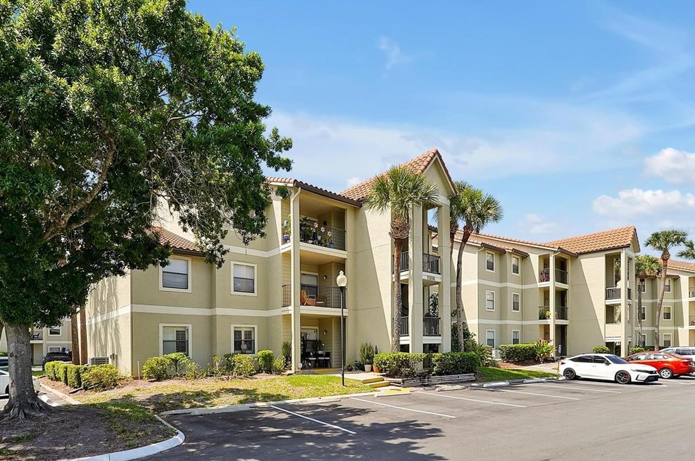 3008 Parkway Blvd #303, Kissimmee, FL 34747