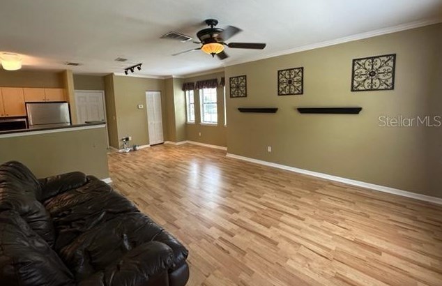 736 Centervale Dr, Kissimmee, FL 34747