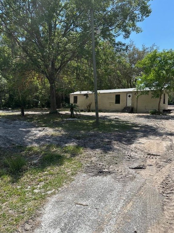105 Lakeway Dr, Georgetown, FL 32139