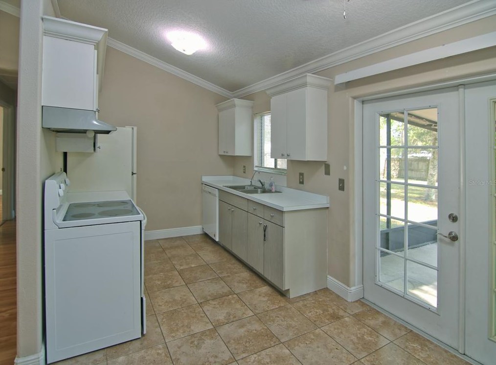 3173 Hoover Dr, Deltona FL  32738-2128 exterior