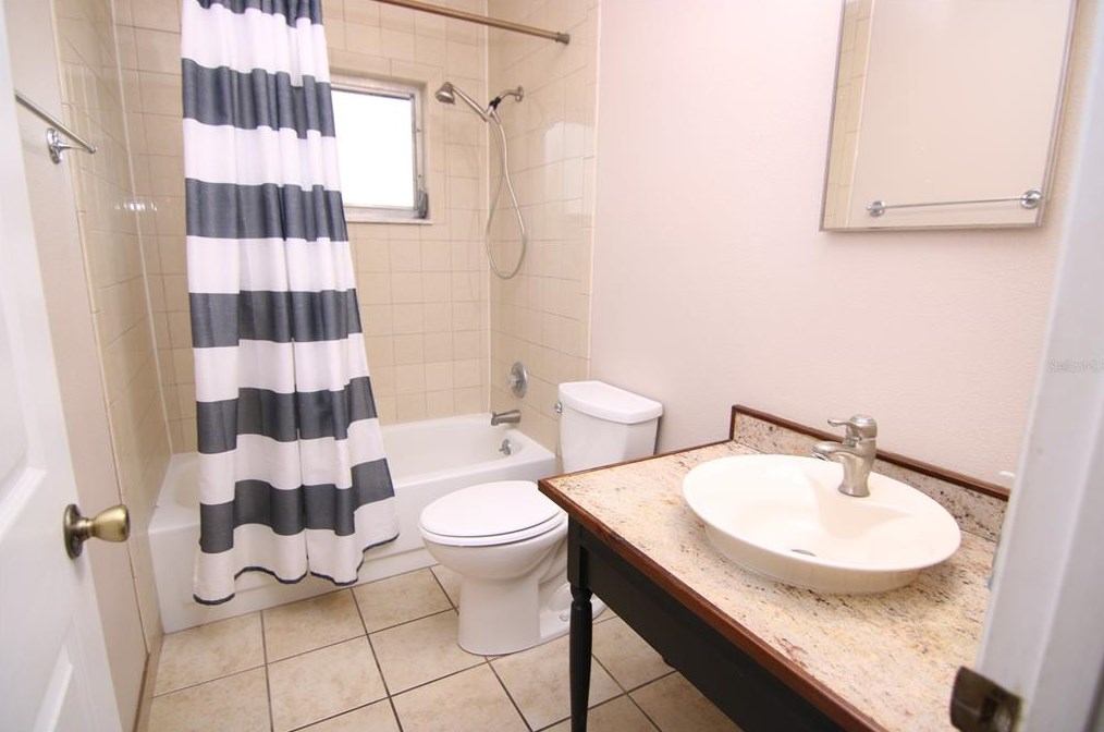 3173 Hoover Dr, Deltona FL  32738-2128 exterior