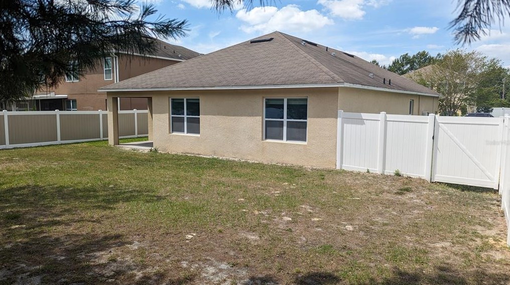 3457 Berkshire Woods Ter, Deltona FL  32725 exterior