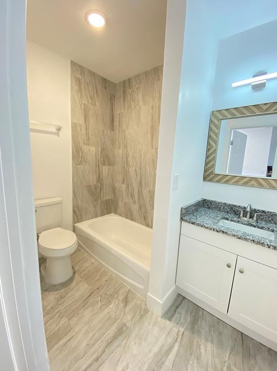 1525 Colony Ave, Kissimmee FL  34744-4013 exterior