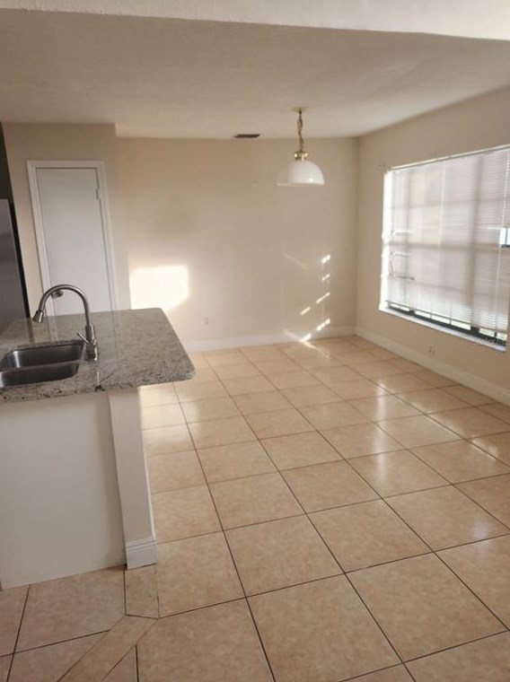 387 Blue Bayou Dr, Kissimmee, FL 34743
