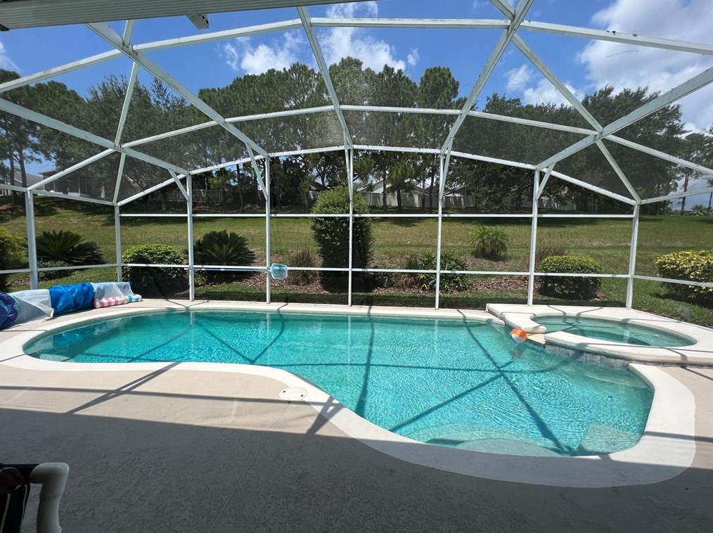 143 Windsor Pl, Davenport, FL 33896-5025