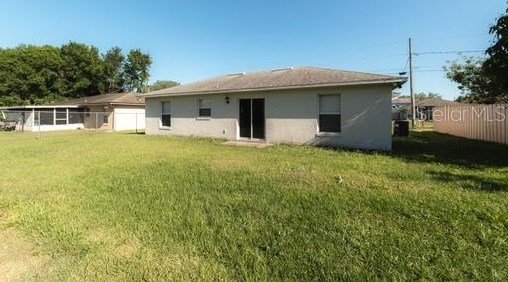 715 Pelican Ct, Kissimmee FL  34759-4540 exterior