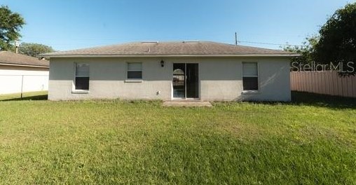715 Pelican Ct, Kissimmee FL  34759-4540 exterior