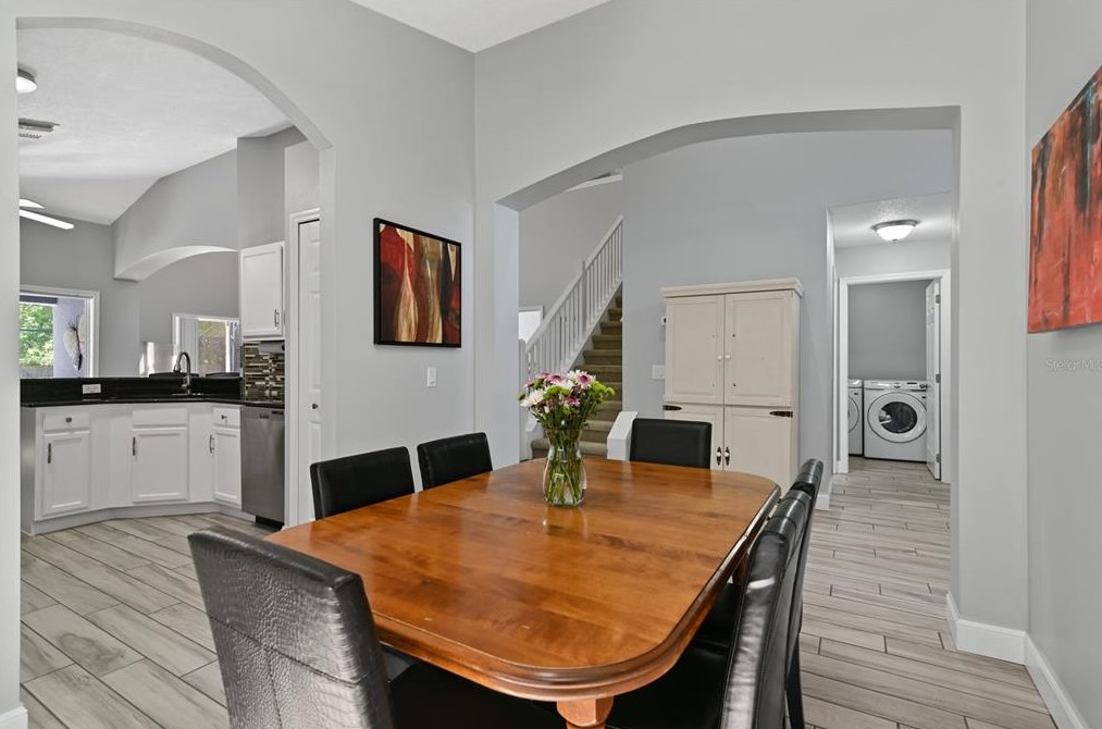 985 Lk Berkley Dr, Kissimmee FL  34746-6122 exterior