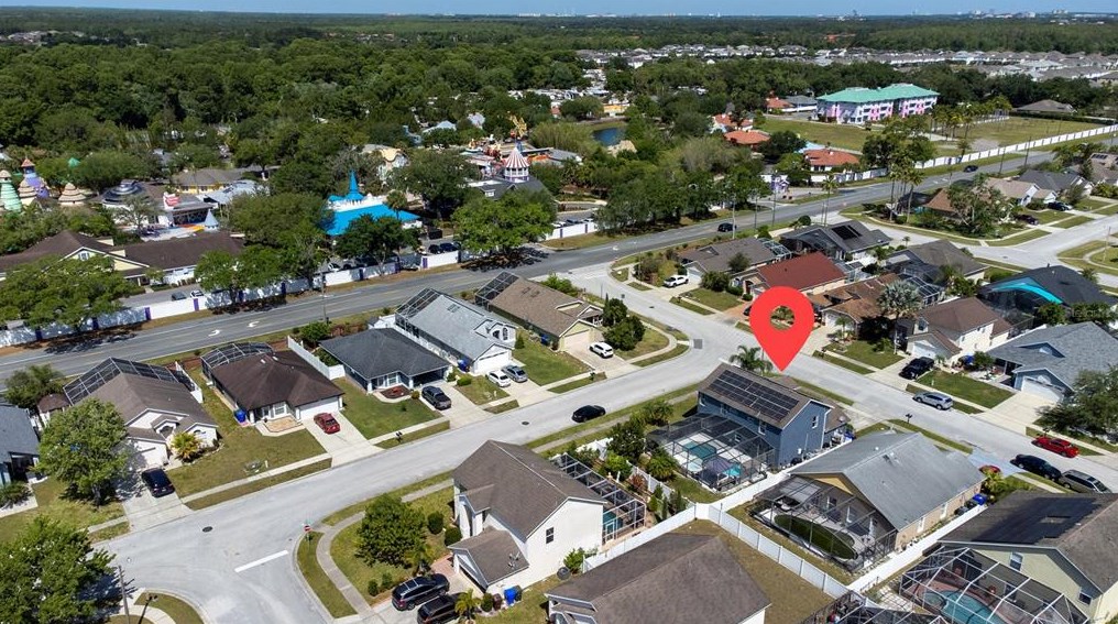 4304 Creekside Blvd, Kissimmee FL  34746-6044 exterior
