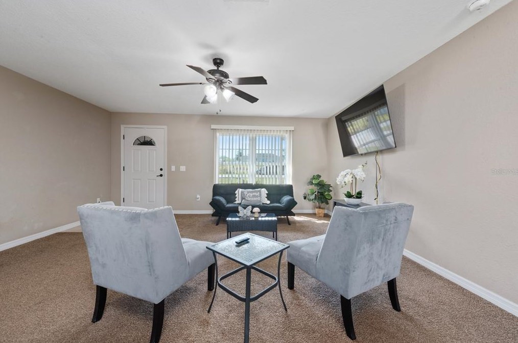 227 Oak Lane Loop, Ocala, FL 34472-6447