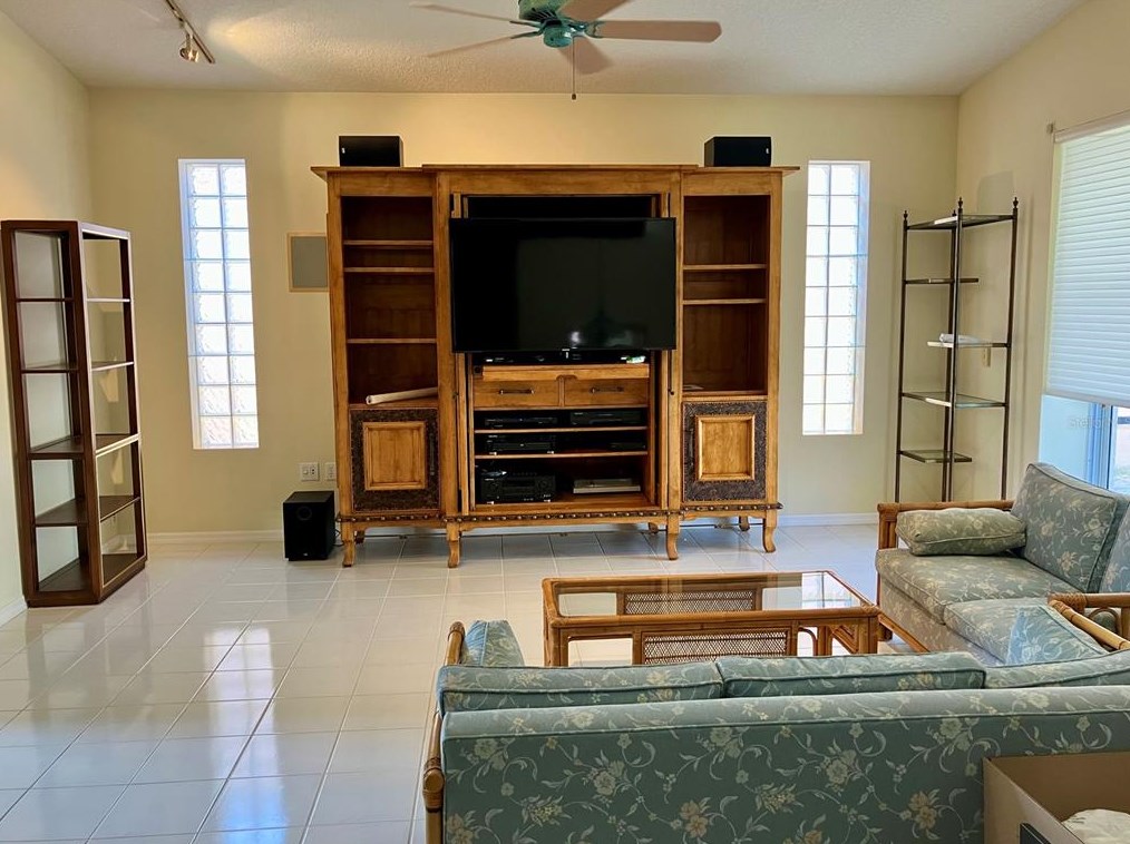 4312 Marcott Cir, Sarasota, FL 34233-5034