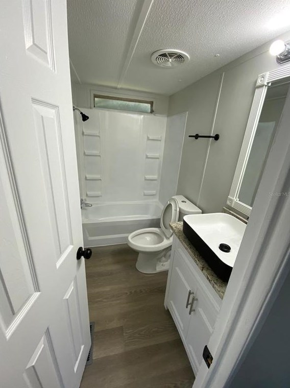 3648 Late Morning Cir, Kissimmee FL 34744-9423 exterior