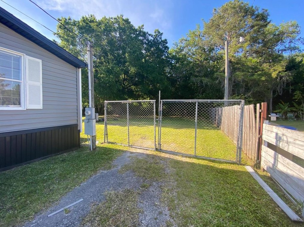 3648 Late Morning Cir, Kissimmee FL 34744-9423 exterior