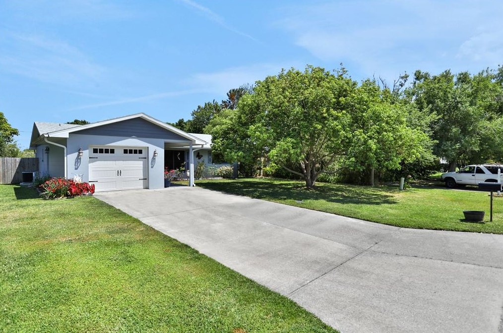 113 Georgia Ave, Saint Cloud, FL 34769-2144