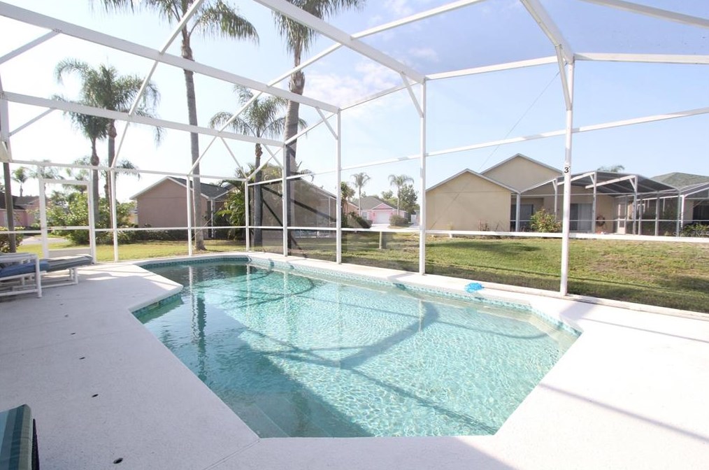 203 Reserve Dr, Davenport, FL 33896-2302