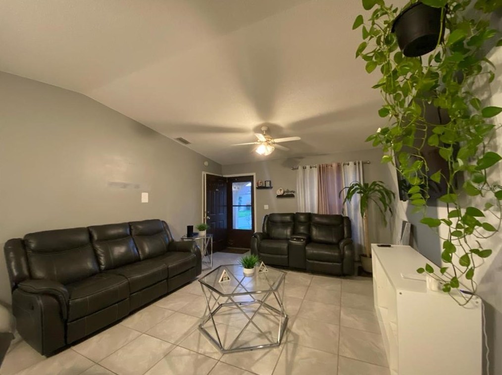 1939 Faith Ave, Grenelefe, FL 33844