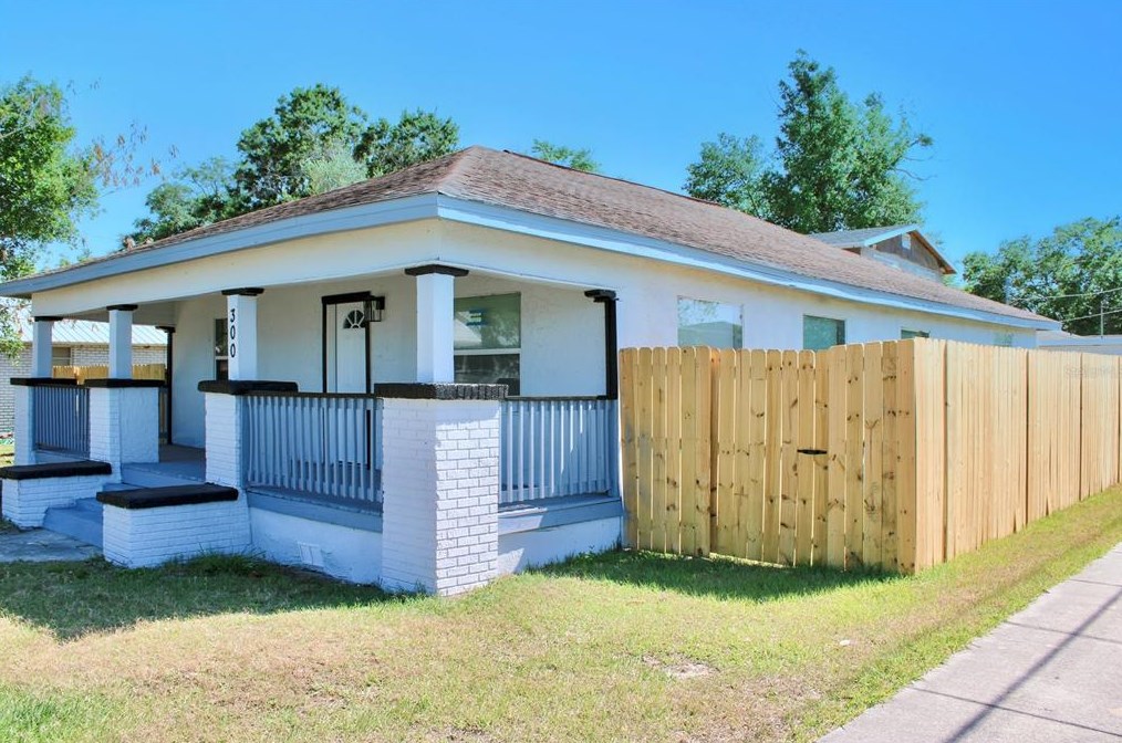 300 Pearl St, Lake Wales, FL 33853-3110