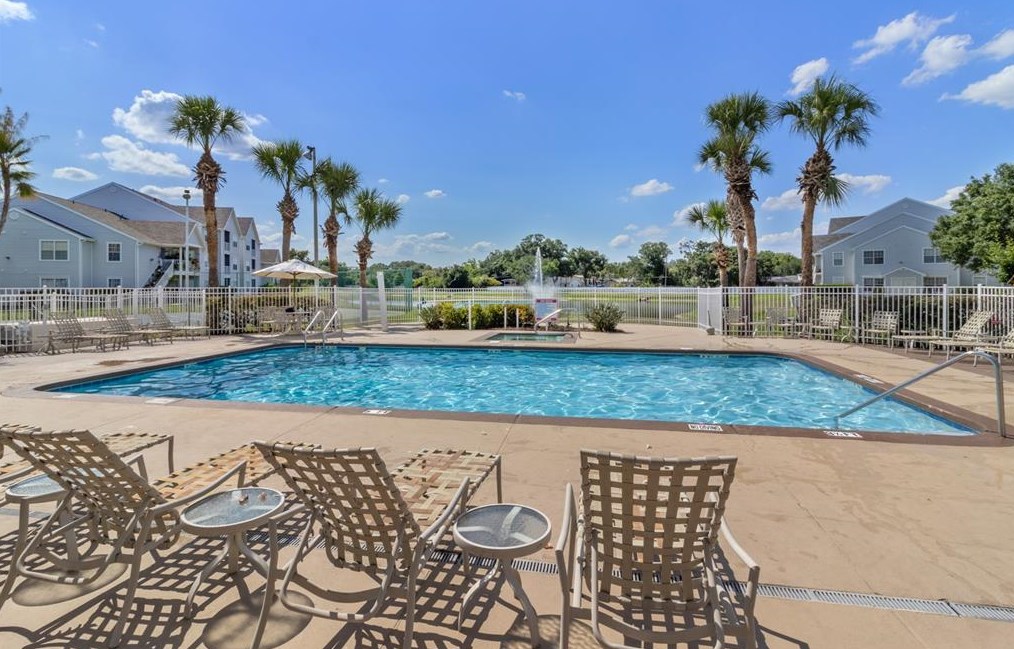 1225 Bermuda Lakes Ln, Kissimmee FL  34741-2153 exterior