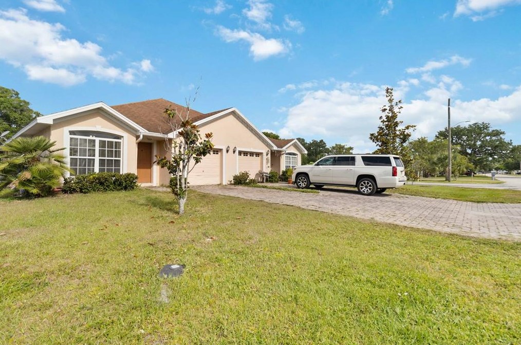 1602 Connecticut Ave, Saint Cloud, FL 34769-4338