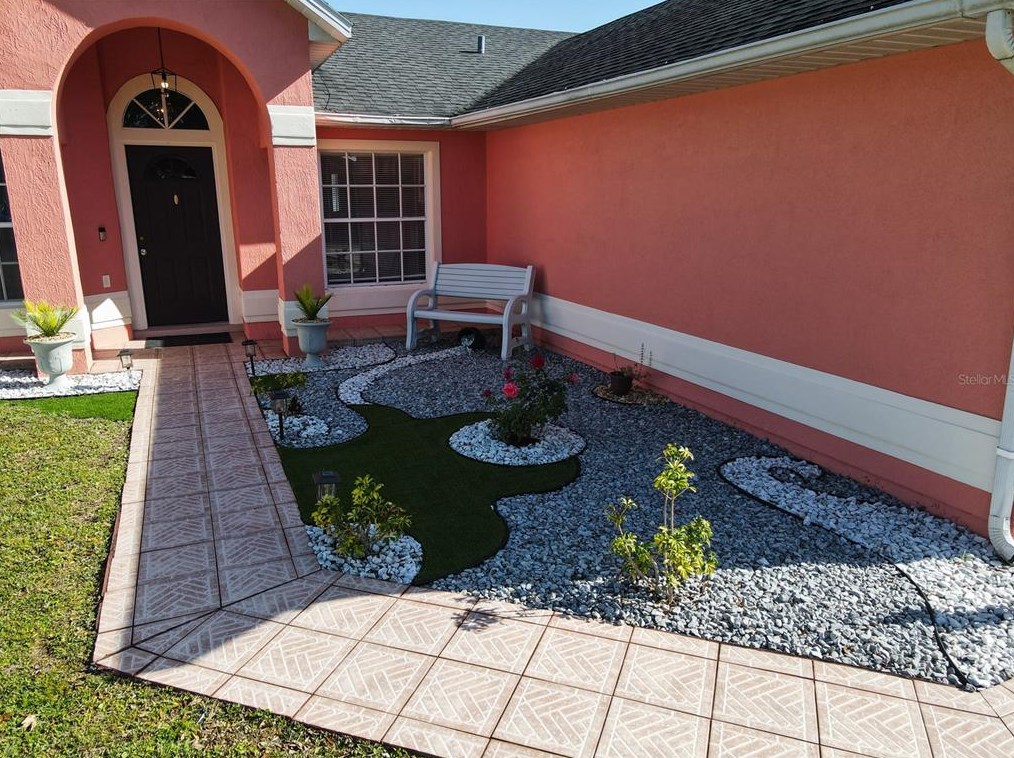 927 Nancy Ct, Kissimmee, FL 34759-3803