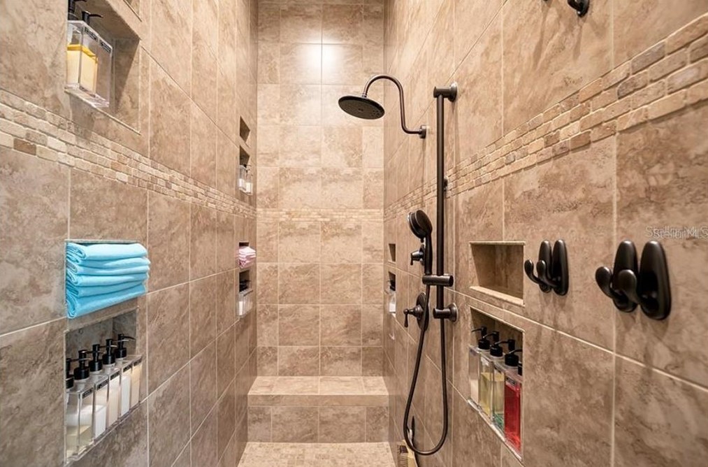 8107 Chilton Dr, Orlando FL 32836-5834 exterior