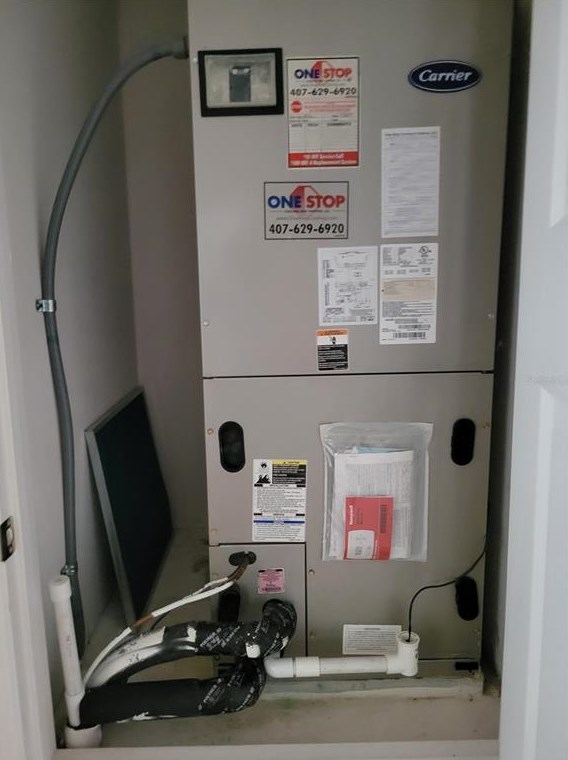 4005 Marina Isle Dr, Kissimmee FL 34746-1835 exterior