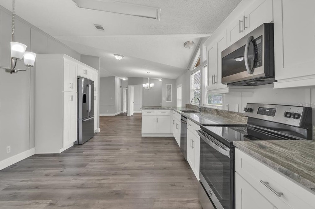 5923 140th Pl, Summerfield FL  34491-7744 exterior