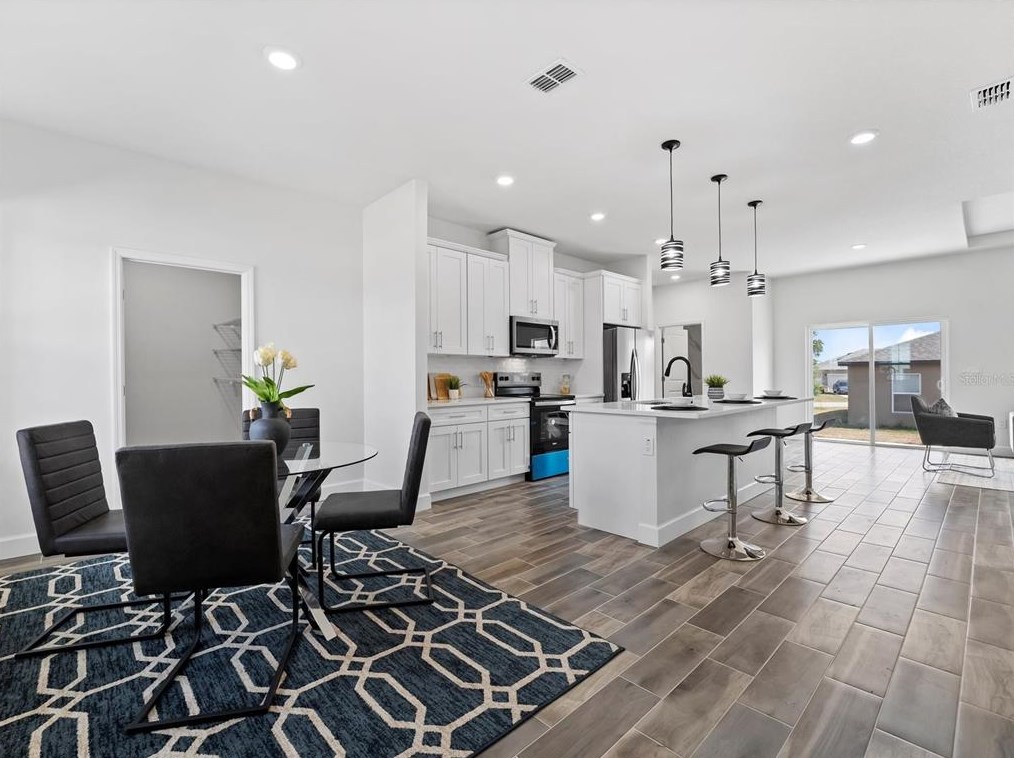 2176 Rio Grande Cyn Loop, Kissimmee FL 34759-5964 exterior