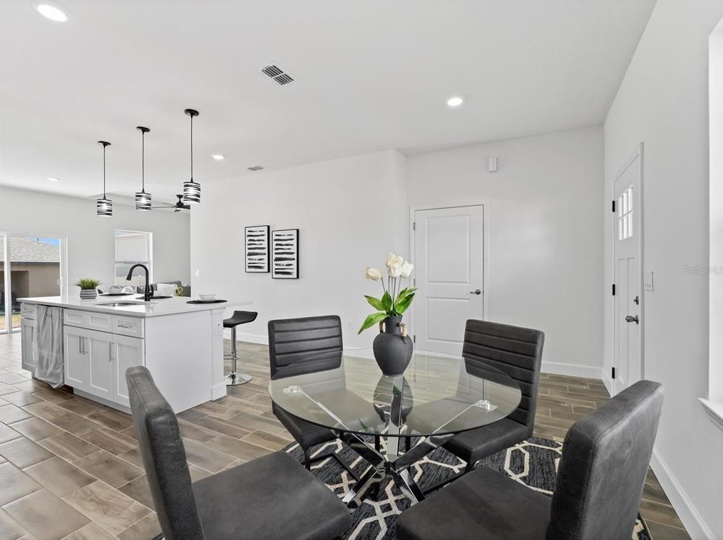 2176 Rio Grande Cyn Loop, Kissimmee FL 34759-5964 exterior