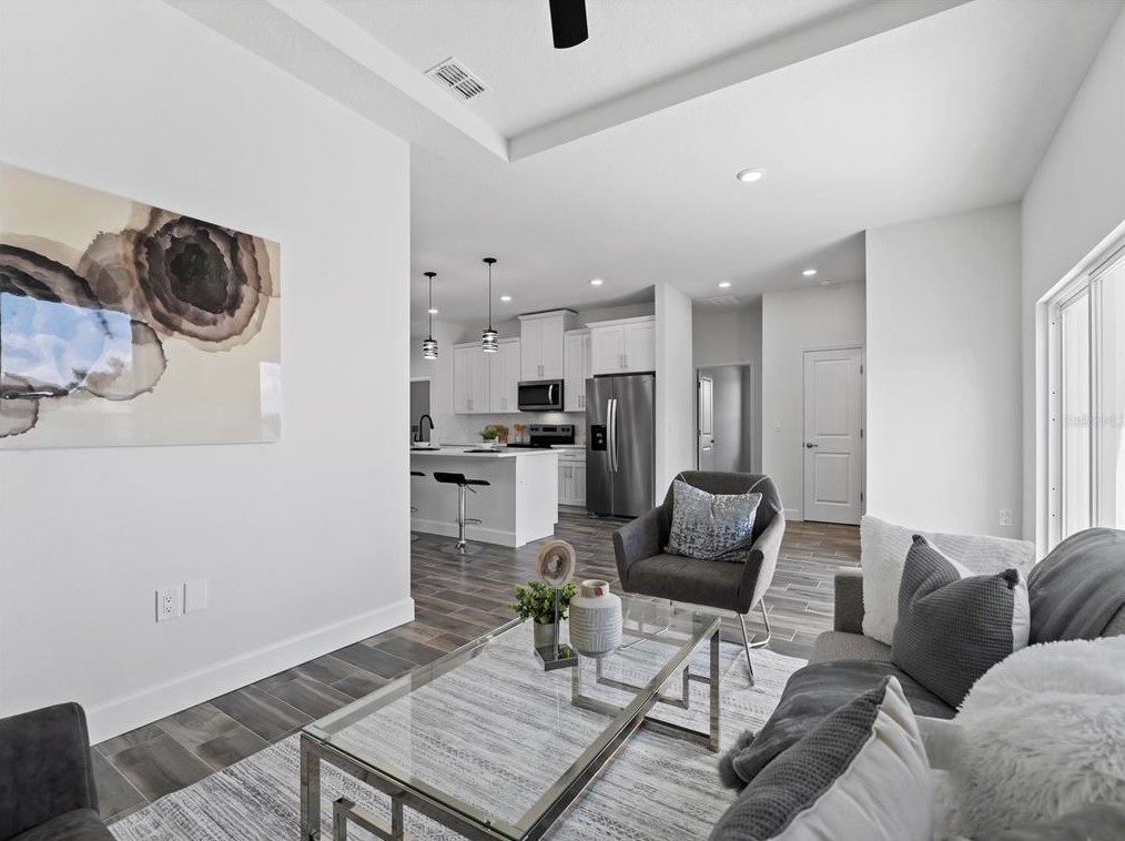 2176 Rio Grande Cyn Loop, Kissimmee FL 34759-5964 exterior