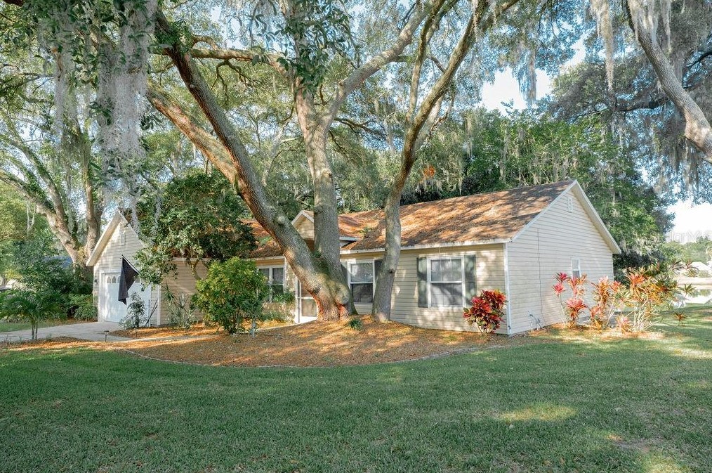 318 Country Landing Blvd, Apopka, FL 32703-5022