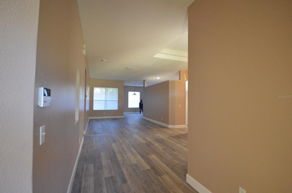 2221 The Oaks Blvd, Kissimmee FL  34746-3887 exterior