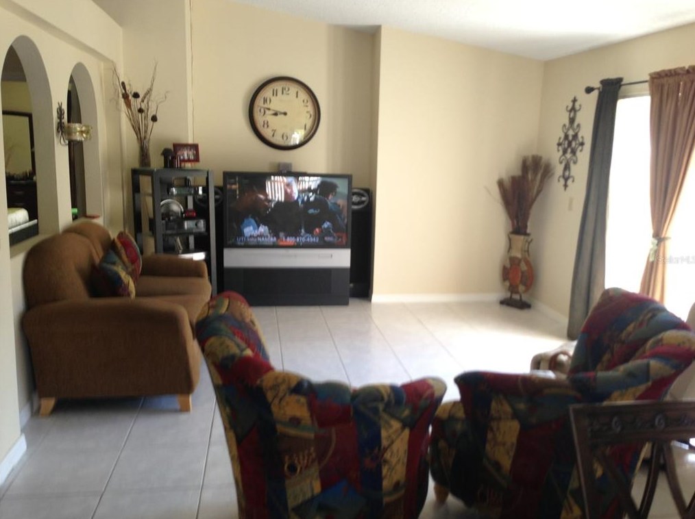 3243 Hunters Chase Loop, Kissimmee, FL 34743-5806