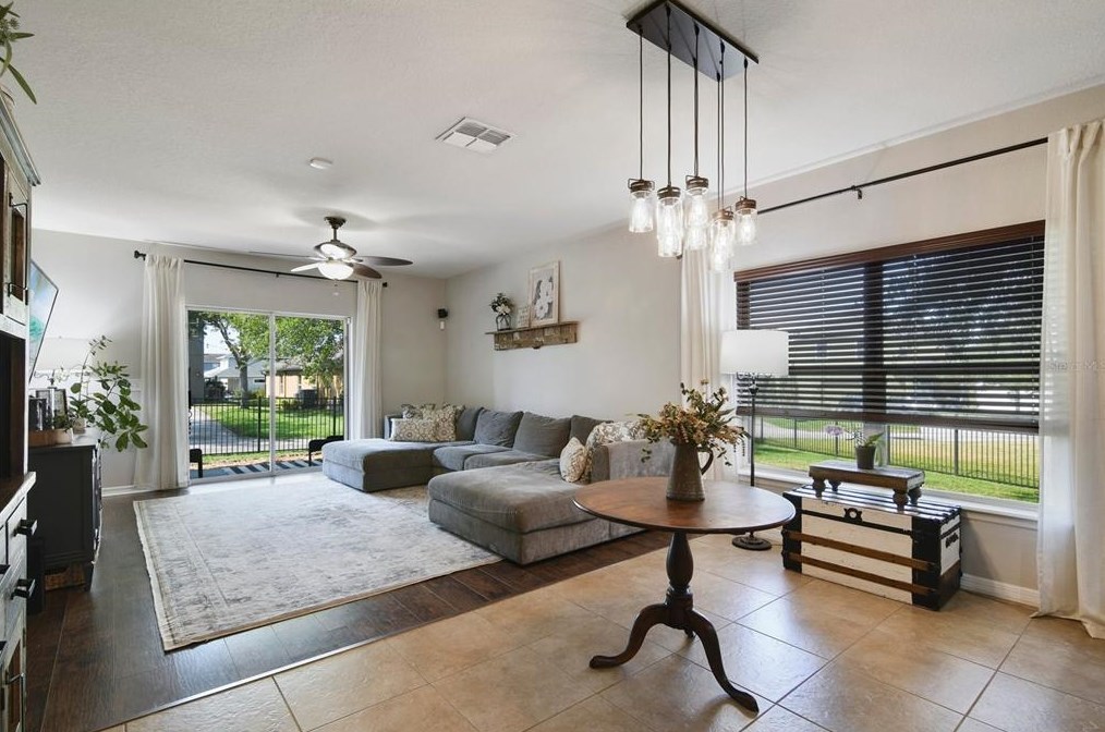 616 Bending Oak Trl, Winter Garden FL  34787-2462 exterior