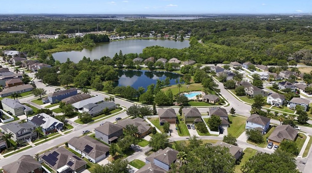 616 Bending Oak Trl, Winter Garden FL  34787-2462 exterior
