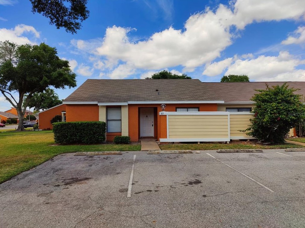 85 Silver Park Cir, Kissimmee, FL 34743-9412