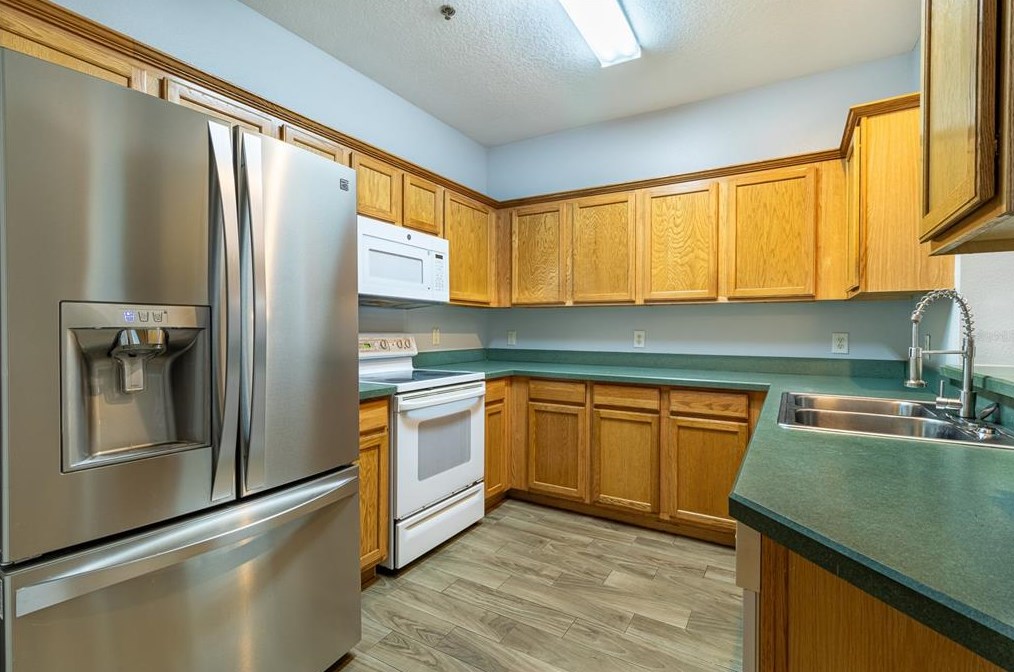 4833 Cypress Woods Dr, Orlando, FL 32811-3515