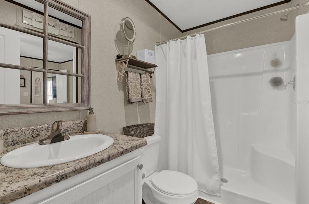 2055 Bradley Dr, Saint Cloud FL  34771-8688 exterior