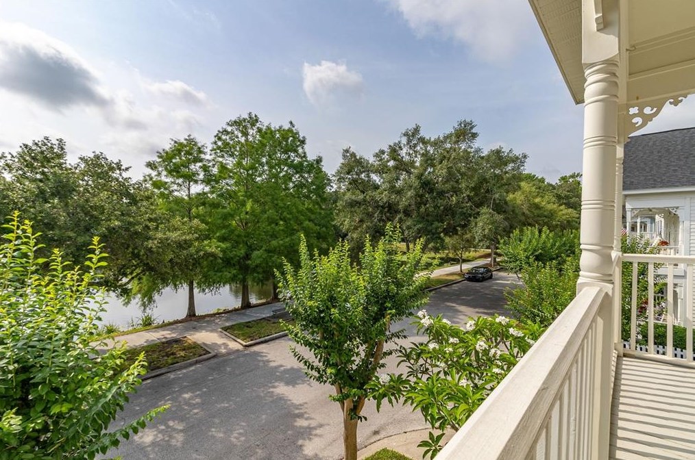 820 Lake Evalyn Dr, Kissimmee FL 34747-4804 exterior