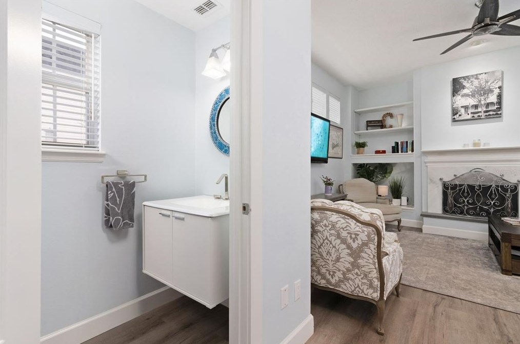 820 Lake Evalyn Dr, Kissimmee FL 34747-4804 exterior