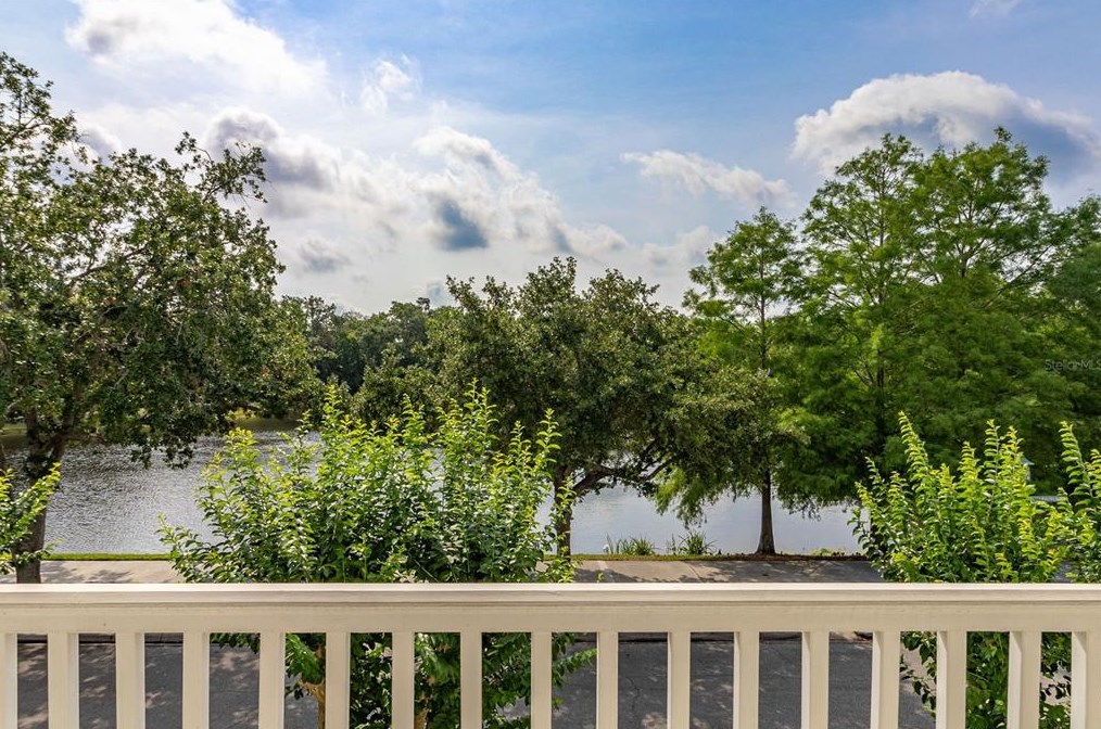 820 Lake Evalyn Dr, Kissimmee FL 34747-4804 exterior