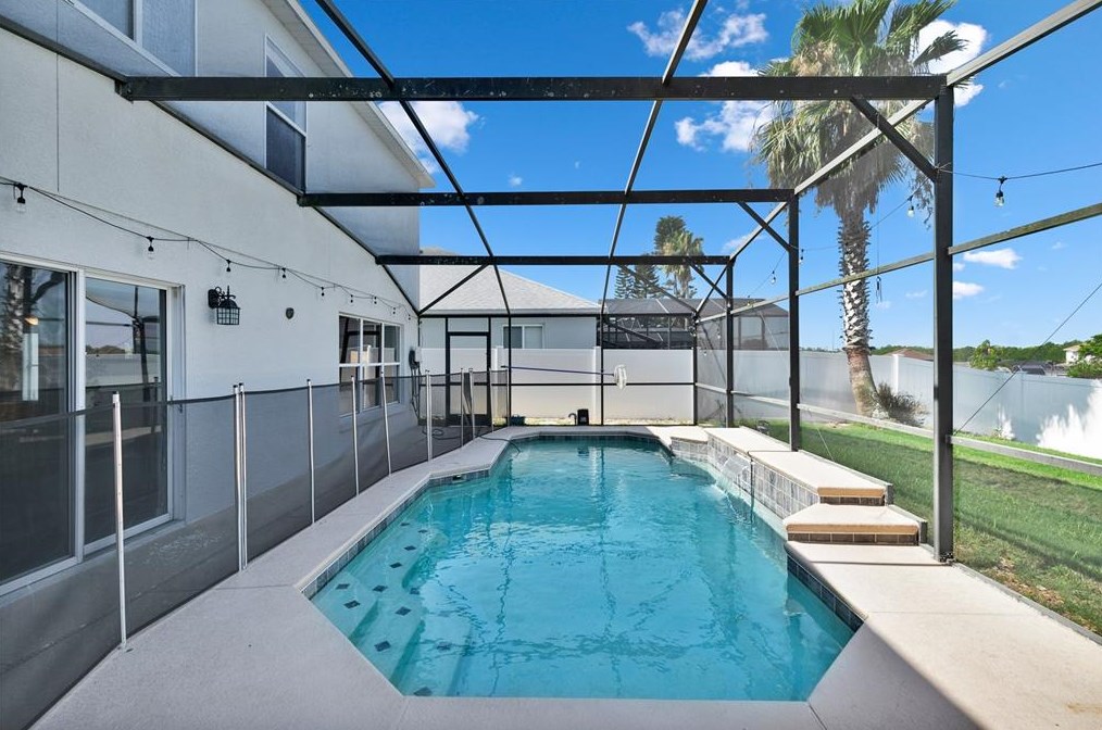 321 Aster Dr, Davenport FL  33897-3816 exterior