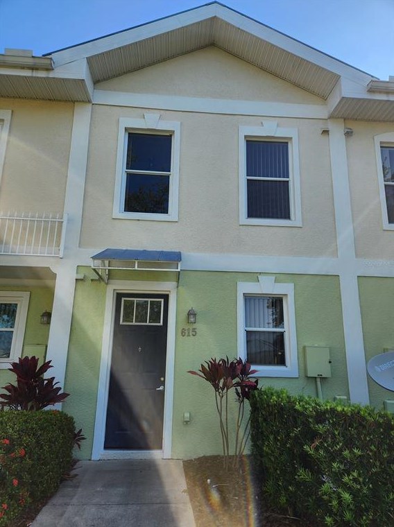 615 Founders Dr, Kissimmee, FL 34744-5951